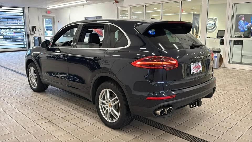2015 Porsche 958 Cayenne S - Image 3 of 7