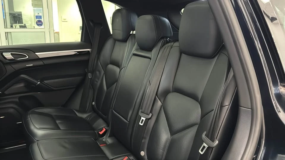 2015 Porsche 958 Cayenne S - Image 7 of 7