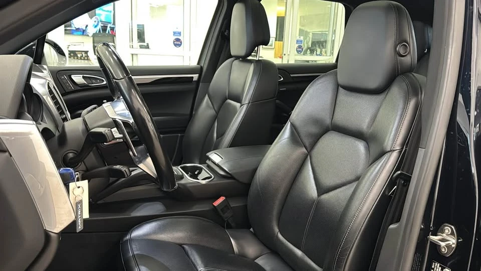 2015 Porsche 958 Cayenne S - Image 6 of 7