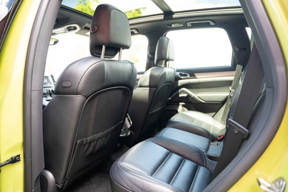 2015 Porsche 958 Cayenne S - Image 13 of 20
