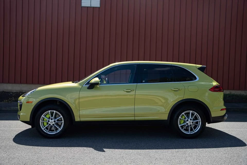 2015 Porsche 958 Cayenne S - Image 3 of 20