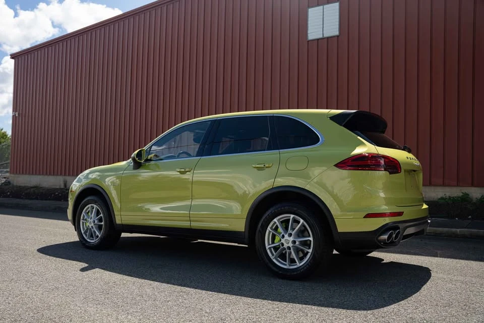 2015 Porsche 958 Cayenne S - Image 4 of 20