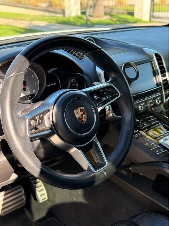 2015 Porsche 958 Cayenne S - Image 8 of 13