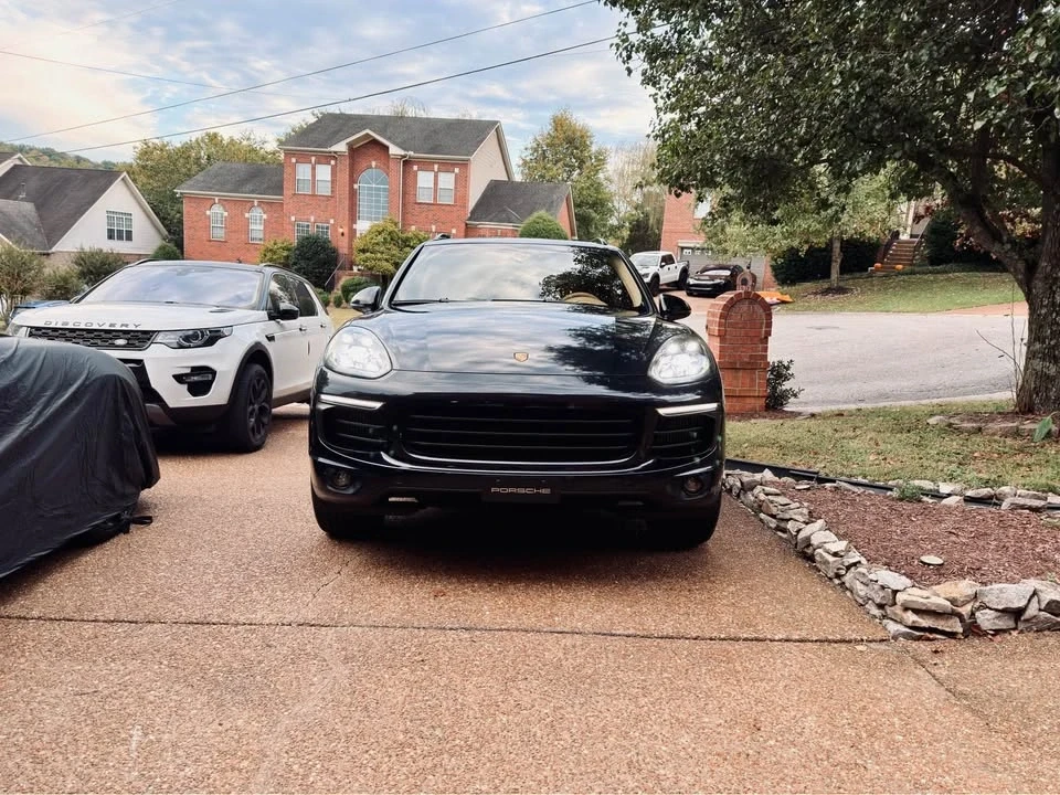 2015 Porsche 958 Cayenne S - Image 3 of 20