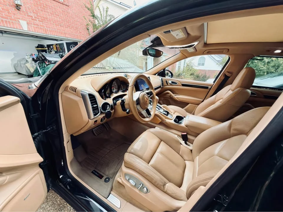 2015 Porsche 958 Cayenne S - Image 11 of 15