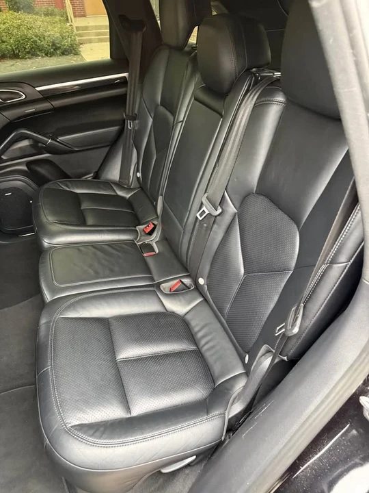 2015 Porsche 958 Cayenne S - Image 6 of 10