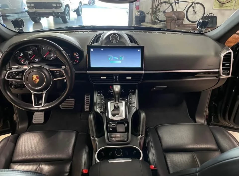 2015 Porsche 958 Cayenne S - Image 5 of 14