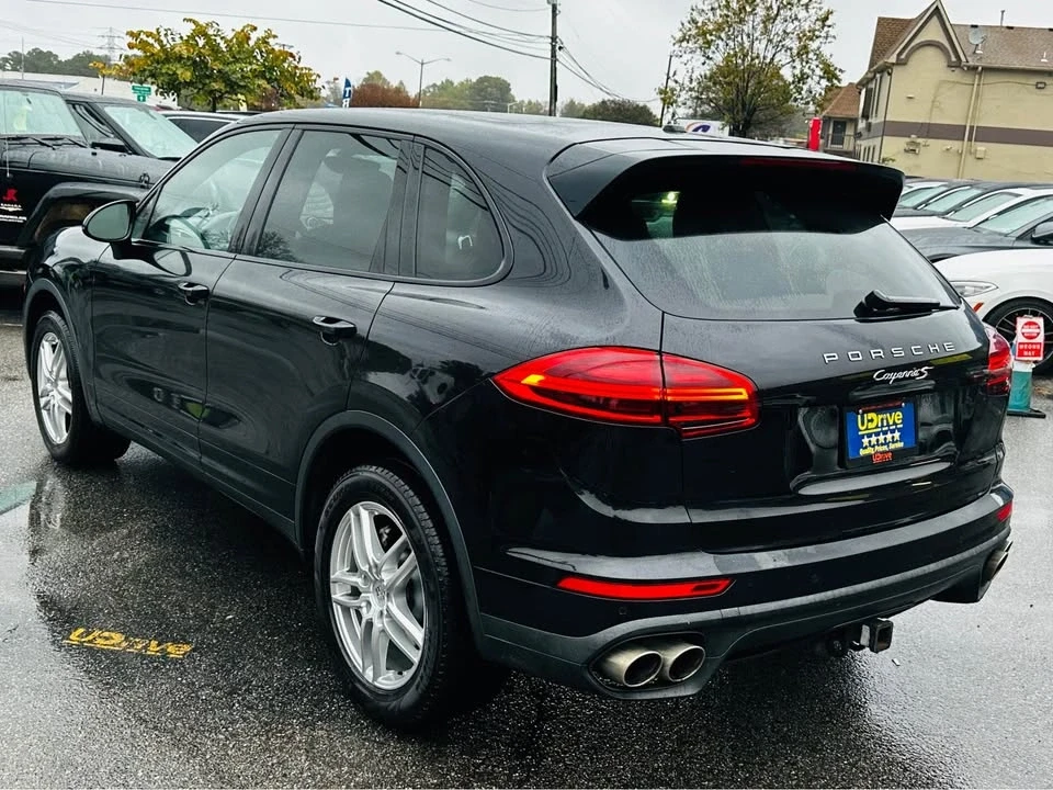 2015 Porsche 958 Cayenne S - Image 5 of 20