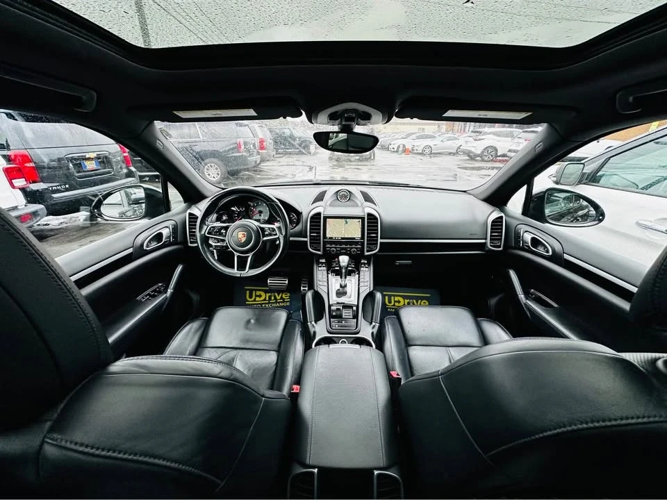 2015 Porsche 958 Cayenne S - Image 13 of 20