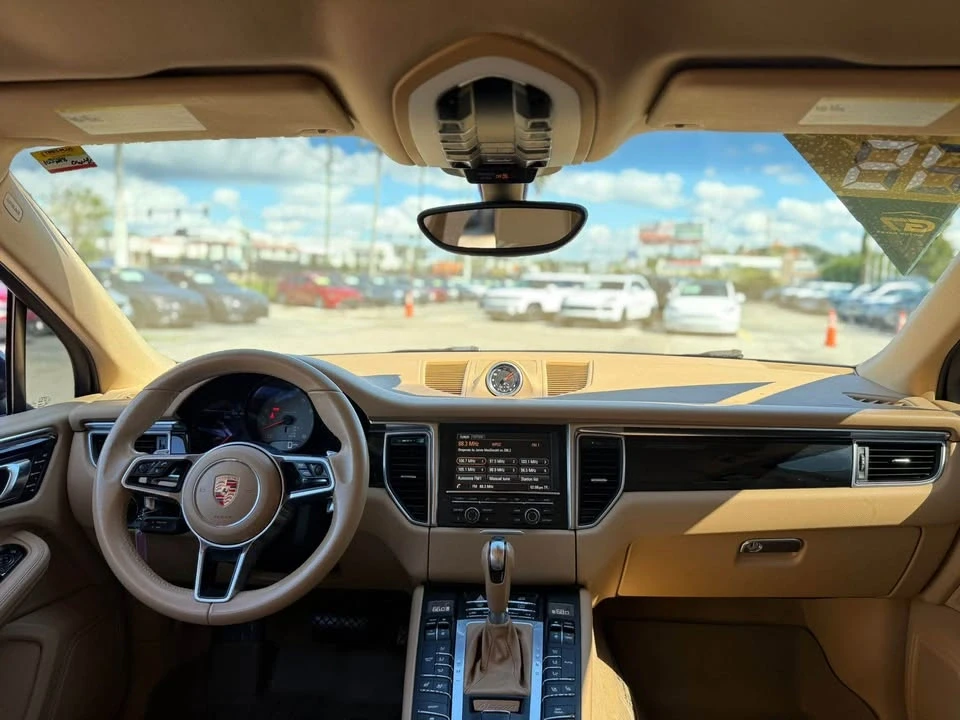 2015 Porsche 958 Cayenne S - Image 7 of 10