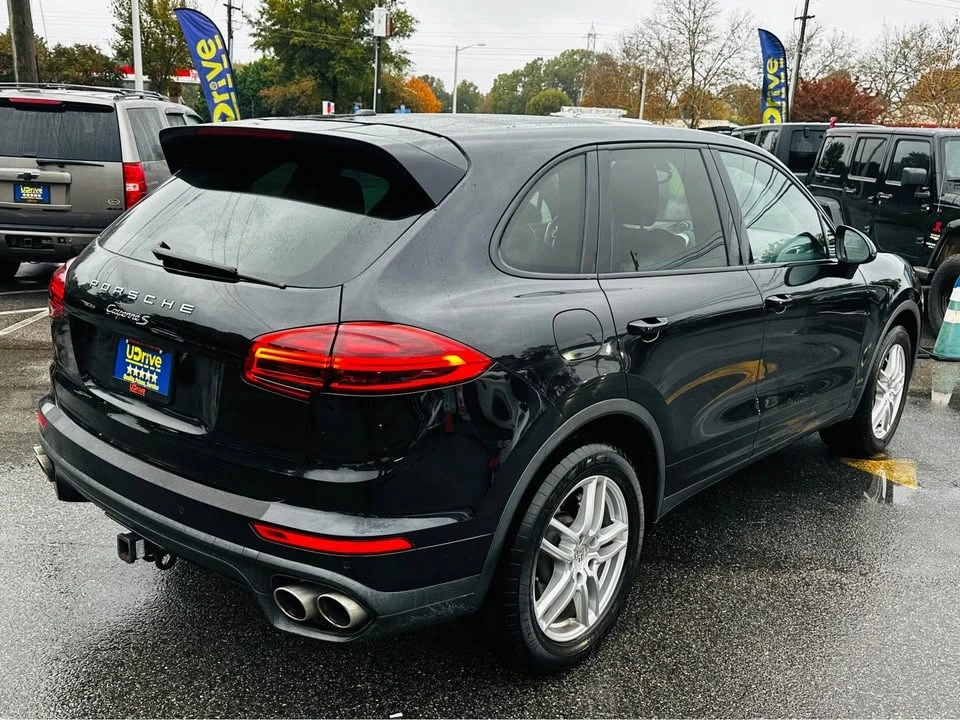 2015 Porsche 958 Cayenne S - Image 7 of 20