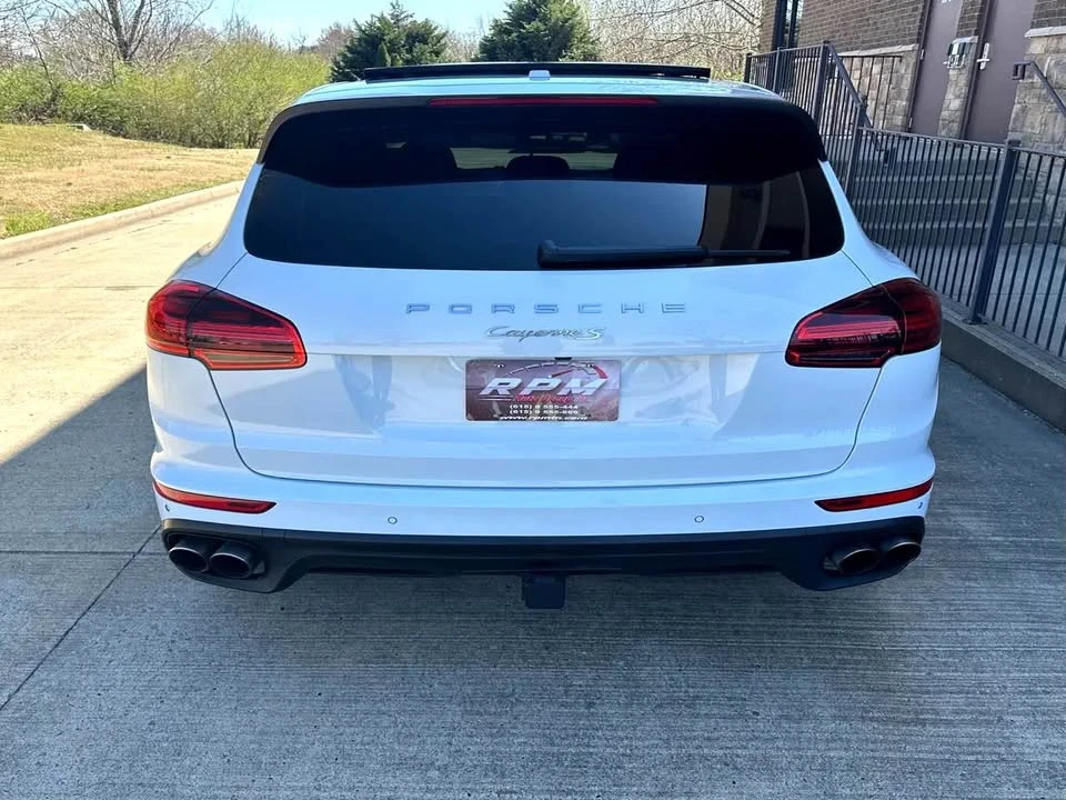 2015 Porsche 958 Cayenne S - Image 4 of 20