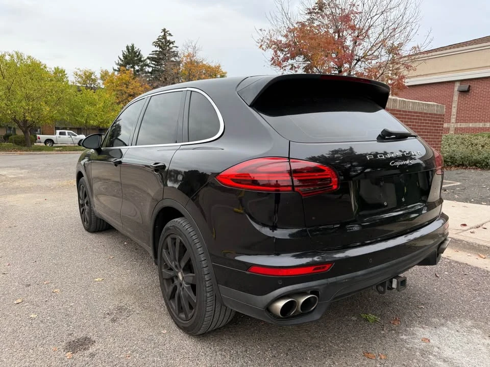 2015 Porsche 958 Cayenne S - Image 4 of 11
