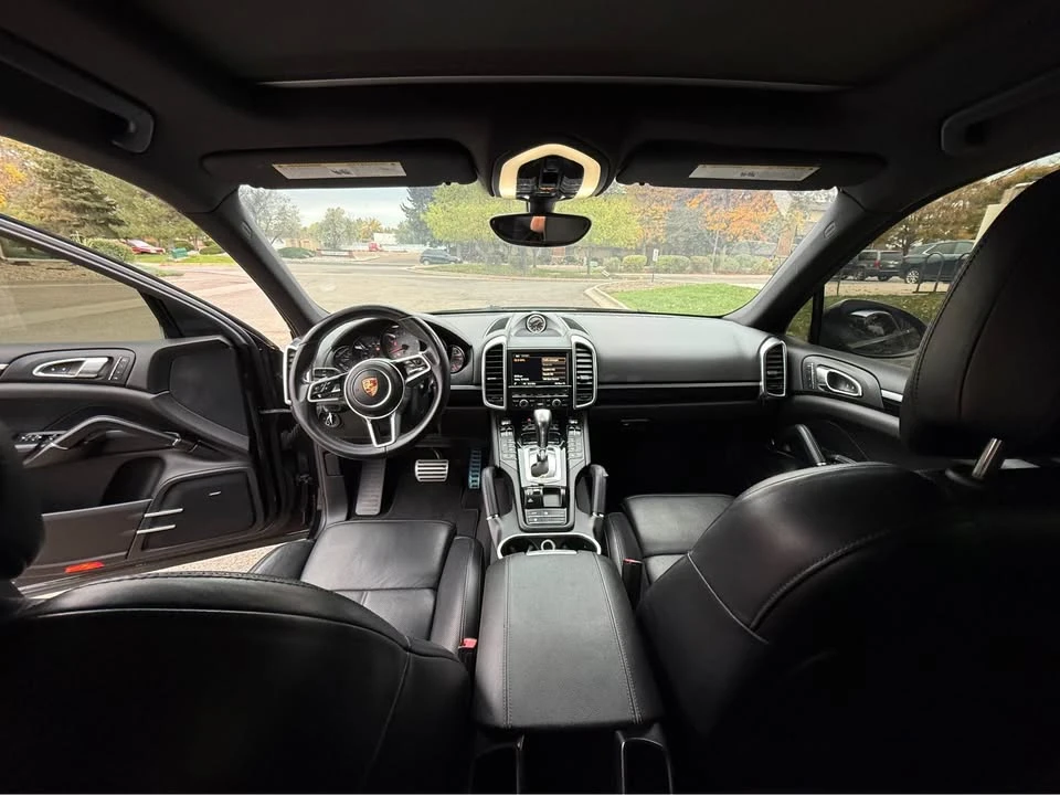 2015 Porsche 958 Cayenne S - Image 7 of 11