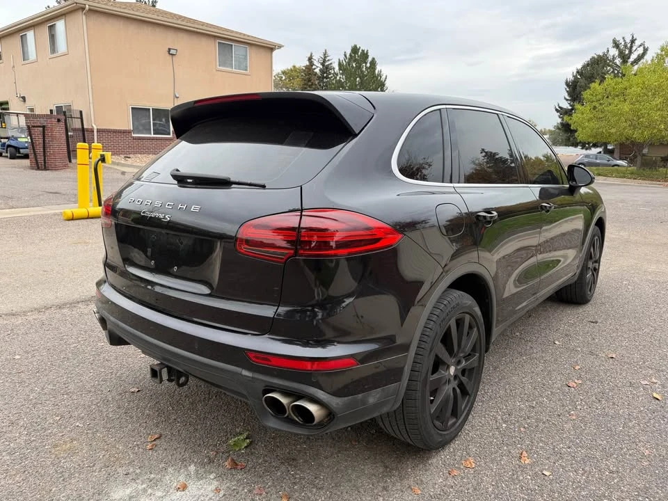 2015 Porsche 958 Cayenne S - Image 3 of 11