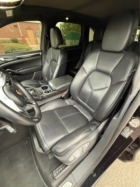 2015 Porsche 958 Cayenne S - Image 8 of 11