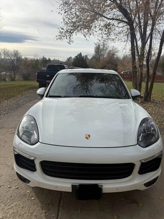 2015 Porsche 958 Cayenne S - Image 5 of 14