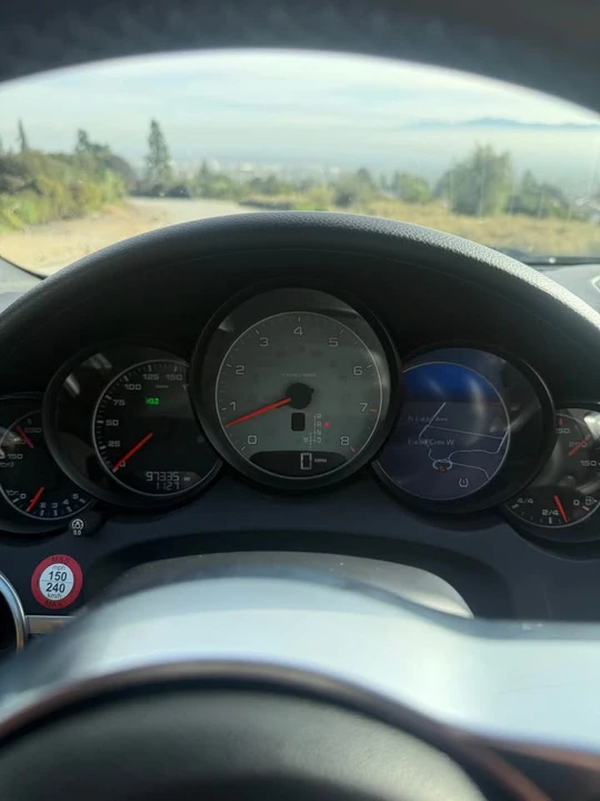 2015 Porsche 958 Cayenne S - Image 15 of 15