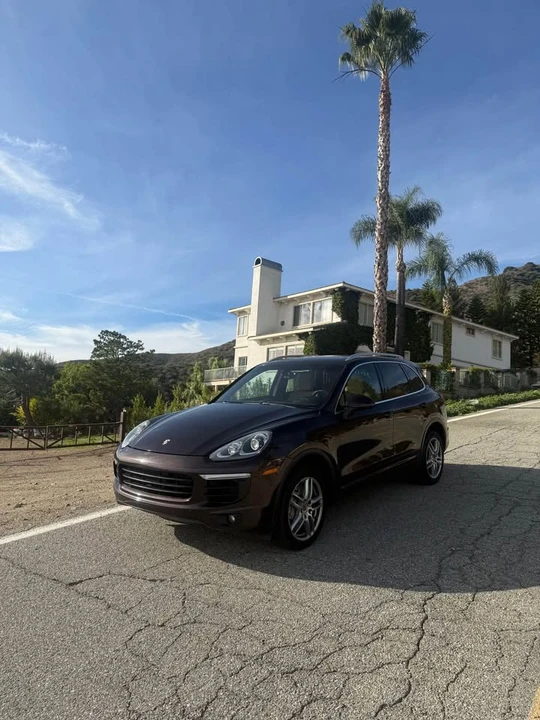 2015 Porsche 958 Cayenne S - Image 7 of 15