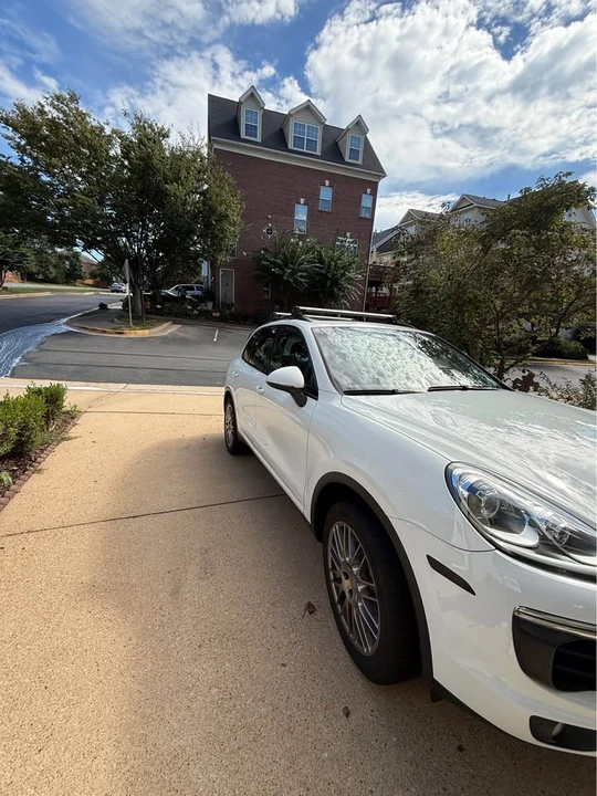 2015 Porsche 958 Cayenne S - Image 5 of 8