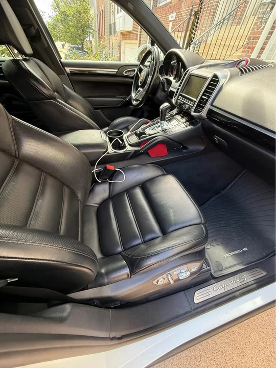 2015 Porsche 958 Cayenne S - Image 7 of 8