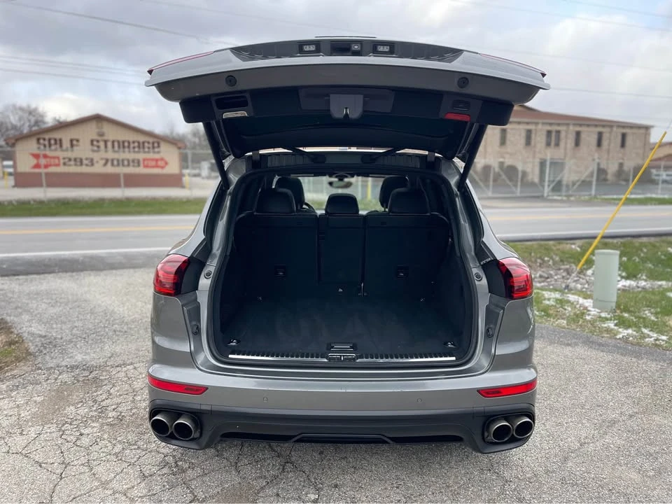 2015 Porsche 958 Cayenne S - Image 9 of 20