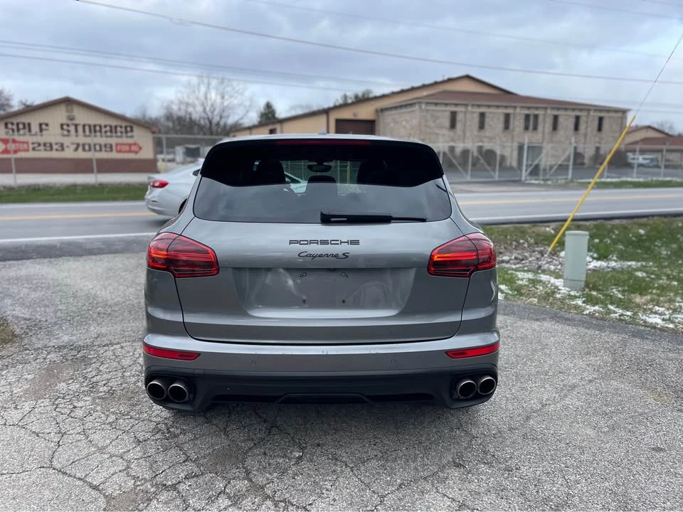 2015 Porsche 958 Cayenne S - Image 3 of 20