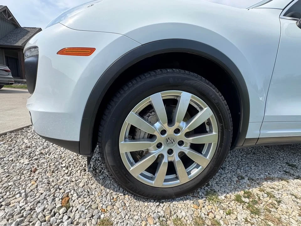 2015 Porsche 958 Cayenne S - Image 14 of 14
