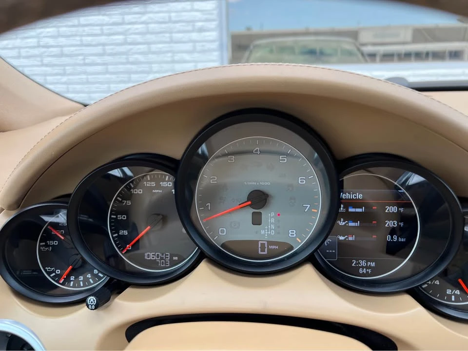 2015 Porsche 958 Cayenne S - Image 12 of 16