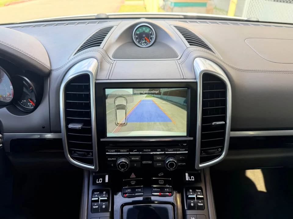 2015 Porsche 958 Cayenne S - Image 15 of 20