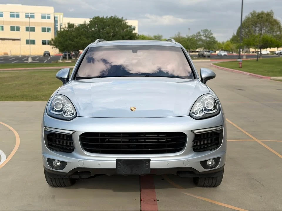 2015 Porsche 958 Cayenne S - Image 2 of 20