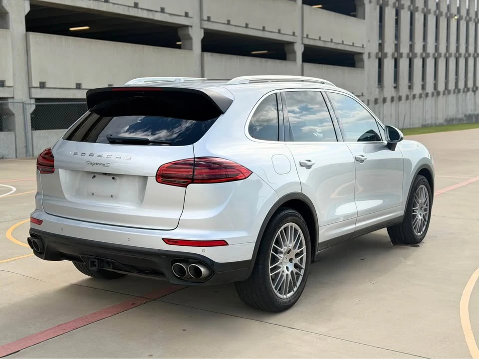 2015 Porsche 958 Cayenne S - Image 4 of 20