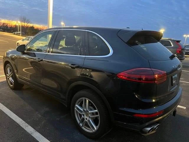 2015 Porsche 958 Cayenne S - Image 2 of 4
