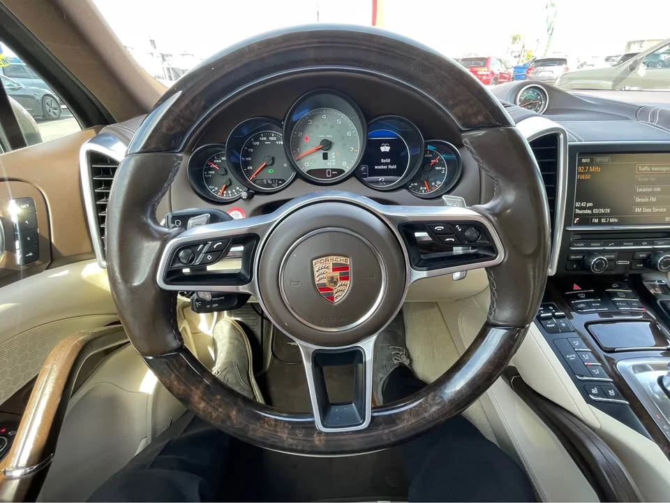 2015 Porsche 958 Cayenne S - Image 11 of 16