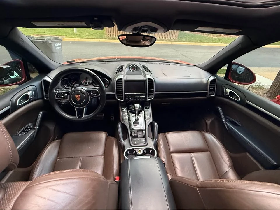 2015 Porsche 958 Cayenne S - Image 14 of 20