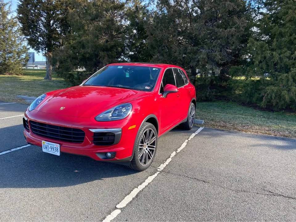 2015 Porsche 958 Cayenne S - Image 2 of 20
