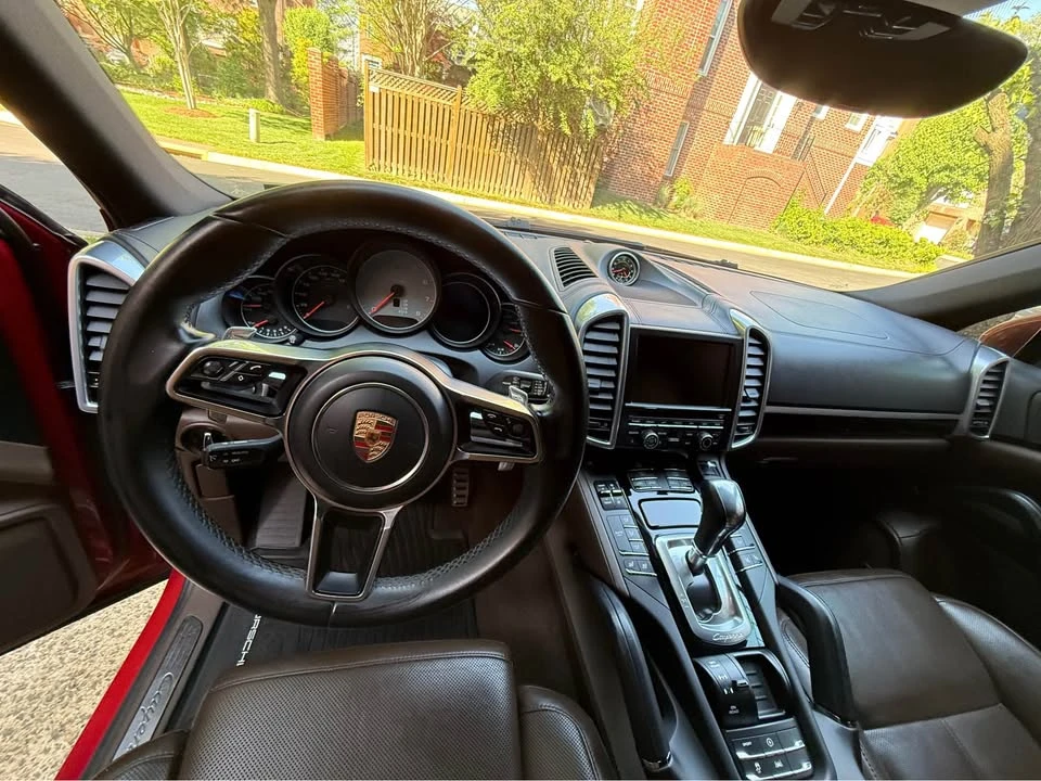 2015 Porsche 958 Cayenne S - Image 18 of 20