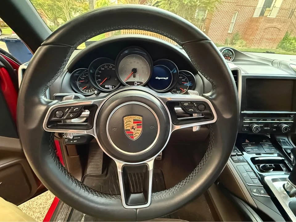 2015 Porsche 958 Cayenne S - Image 9 of 20