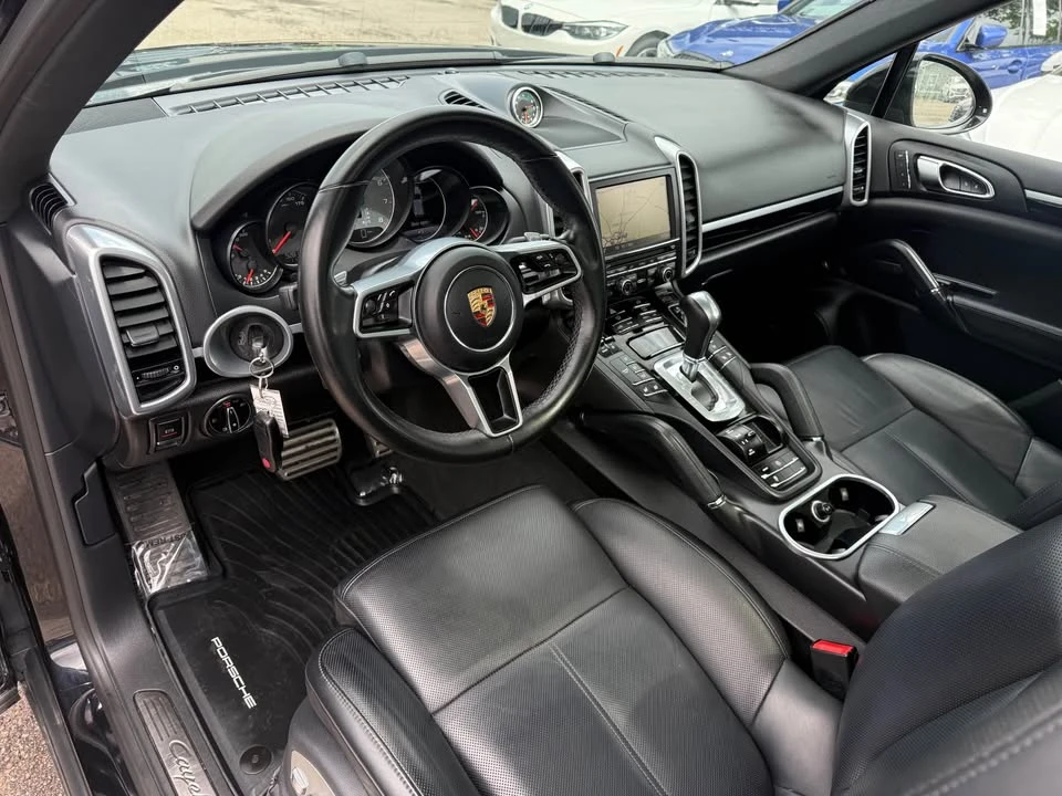 2015 Porsche 958 Cayenne S - Image 6 of 19
