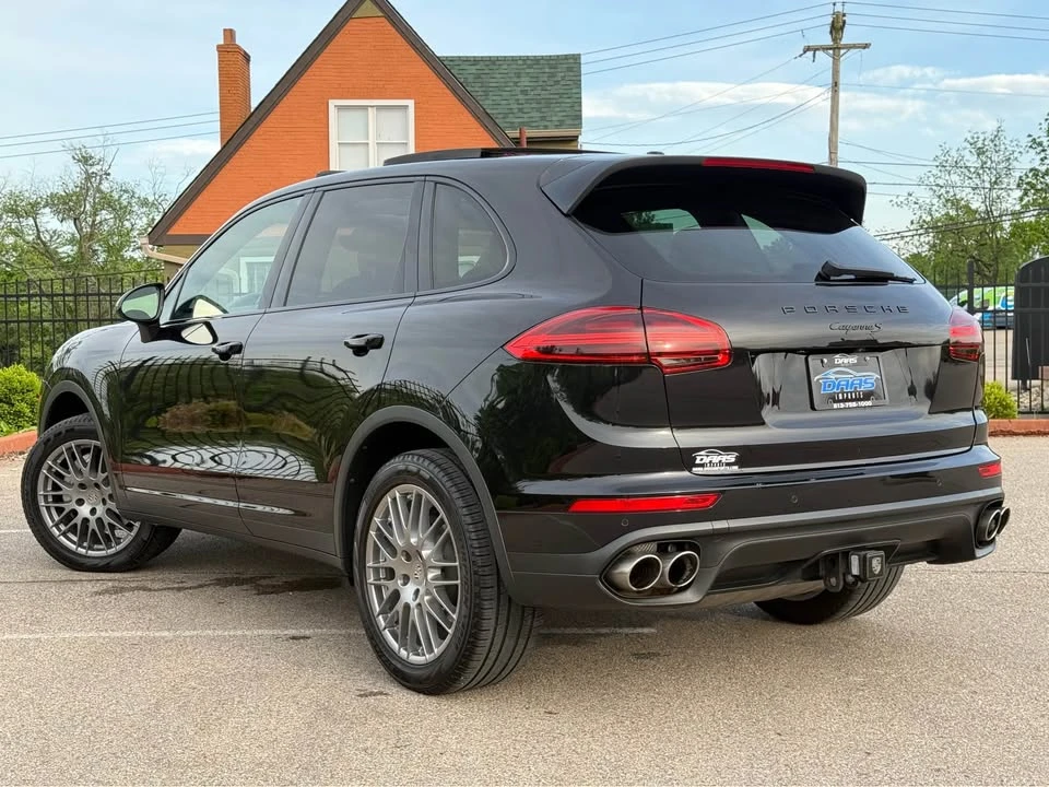 2015 Porsche 958 Cayenne S - Image 4 of 19
