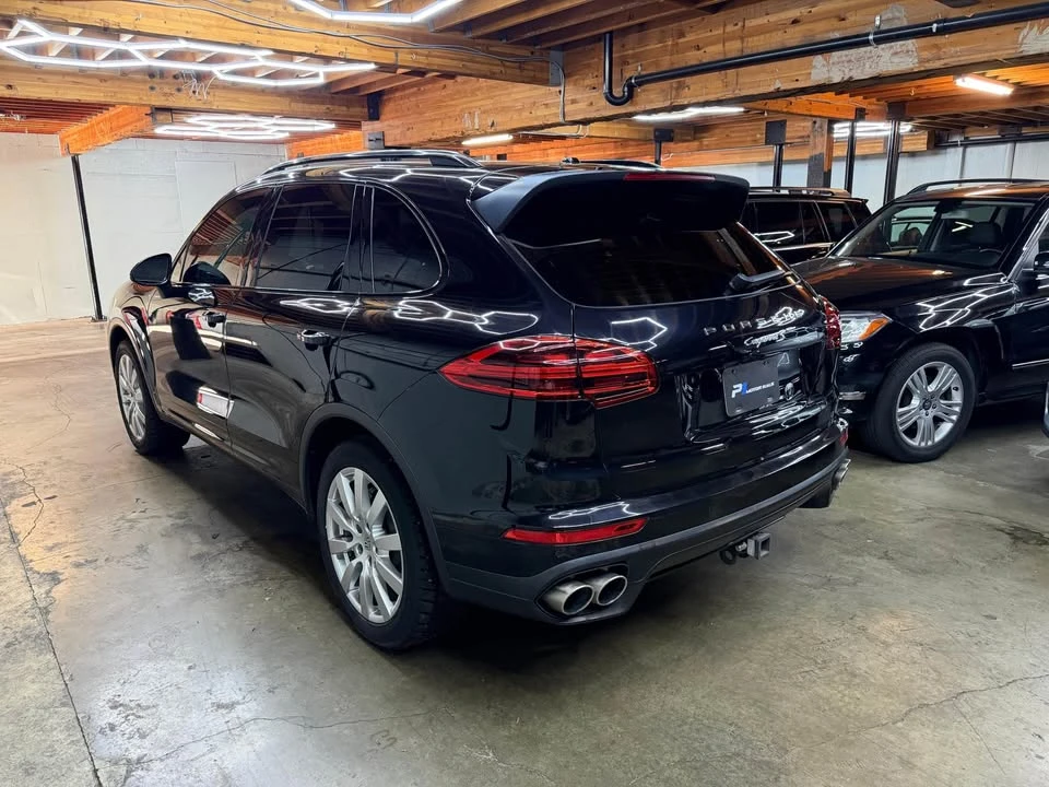 2015 Porsche 958 Cayenne S - Image 6 of 13