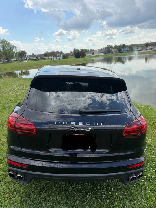 2015 Porsche 958 Cayenne S - Image 6 of 20