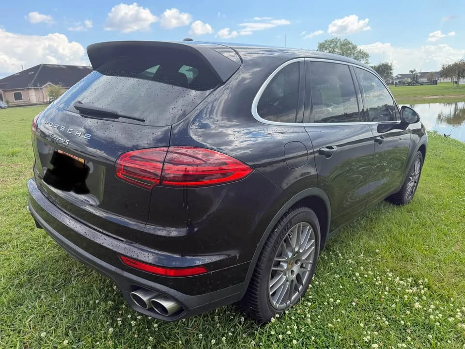 2015 Porsche 958 Cayenne S - Image 5 of 20