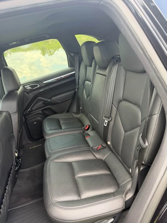 2015 Porsche 958 Cayenne S - Image 11 of 20