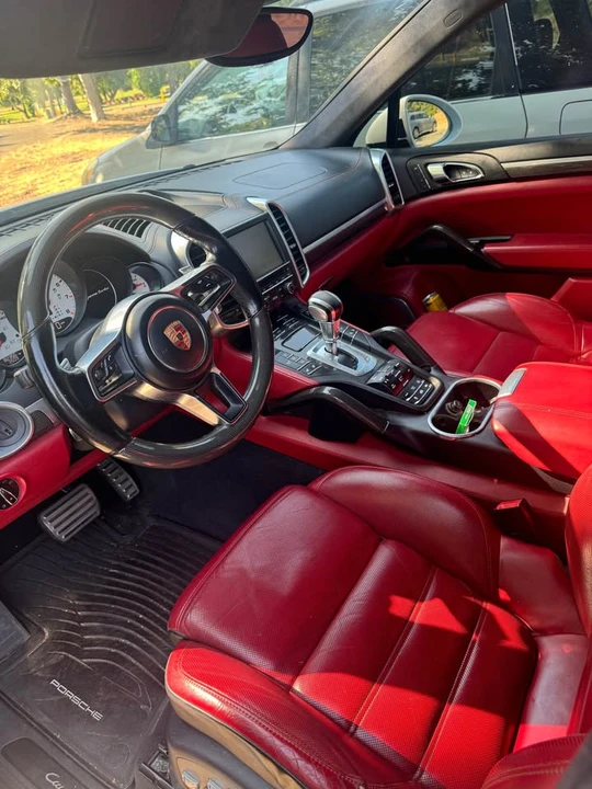 2015 Porsche 958 Cayenne Turbo - Image 4 of 7