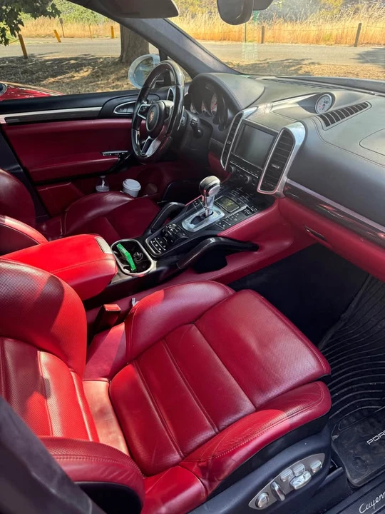 2015 Porsche 958 Cayenne Turbo - Image 5 of 7