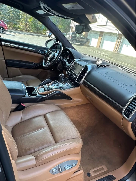 2015 Porsche 958 Cayenne Turbo - Image 13 of 18