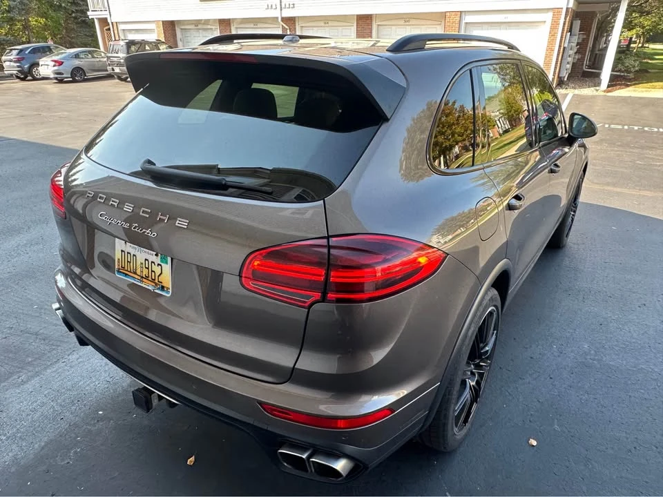 2015 Porsche 958 Cayenne Turbo - Image 2 of 19