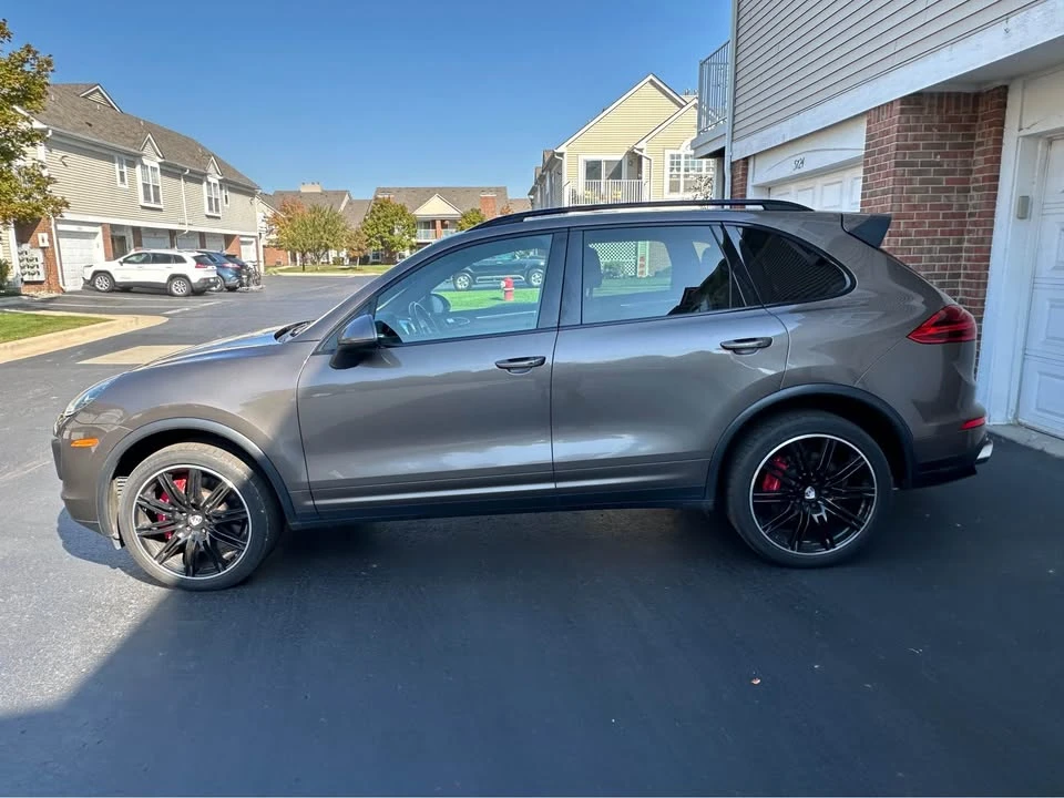 2015 Porsche 958 Cayenne Turbo - Image 5 of 19