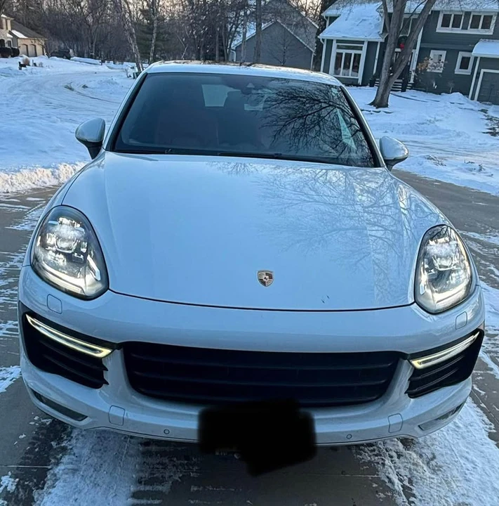 2015 Porsche 958 Cayenne Turbo - Image 2 of 7